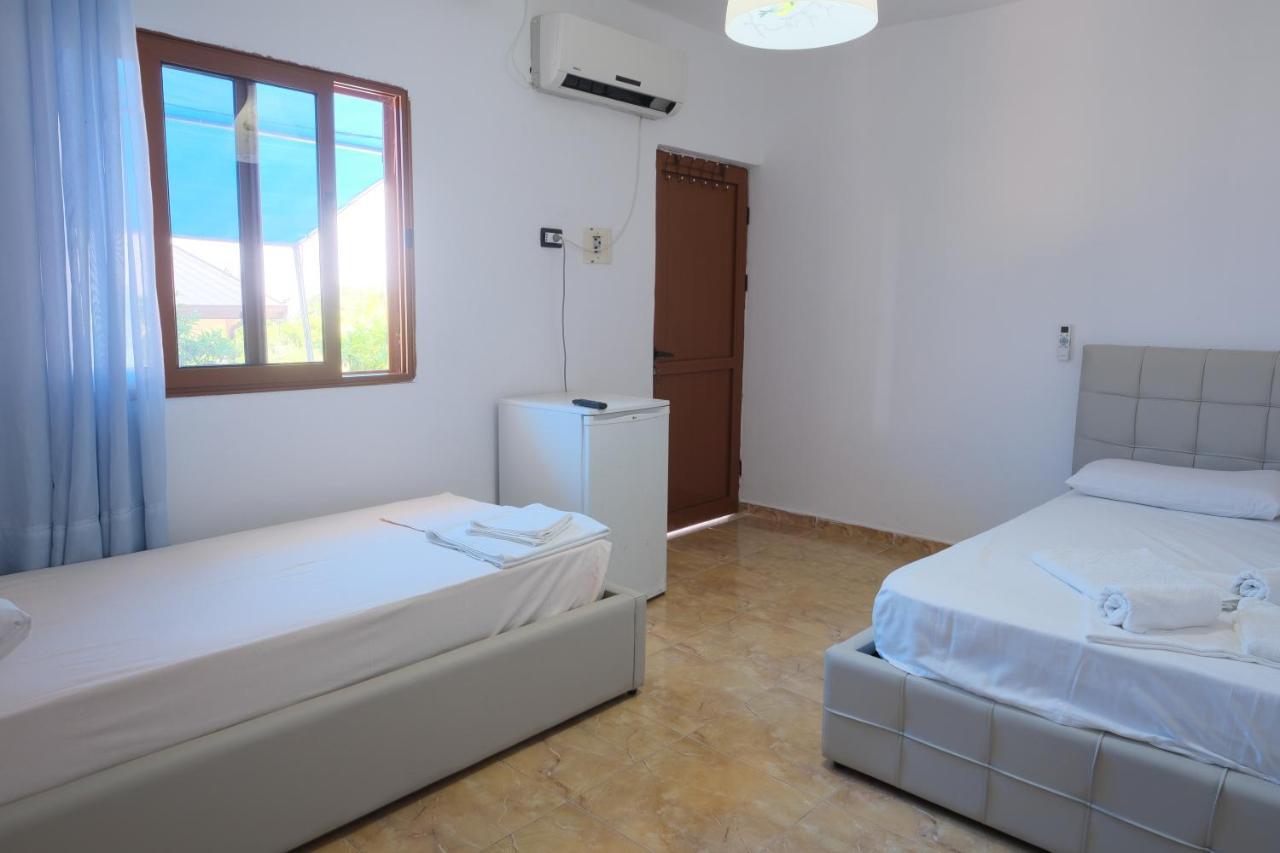 Mehilli Hotel Dhërmi Exteriör bild