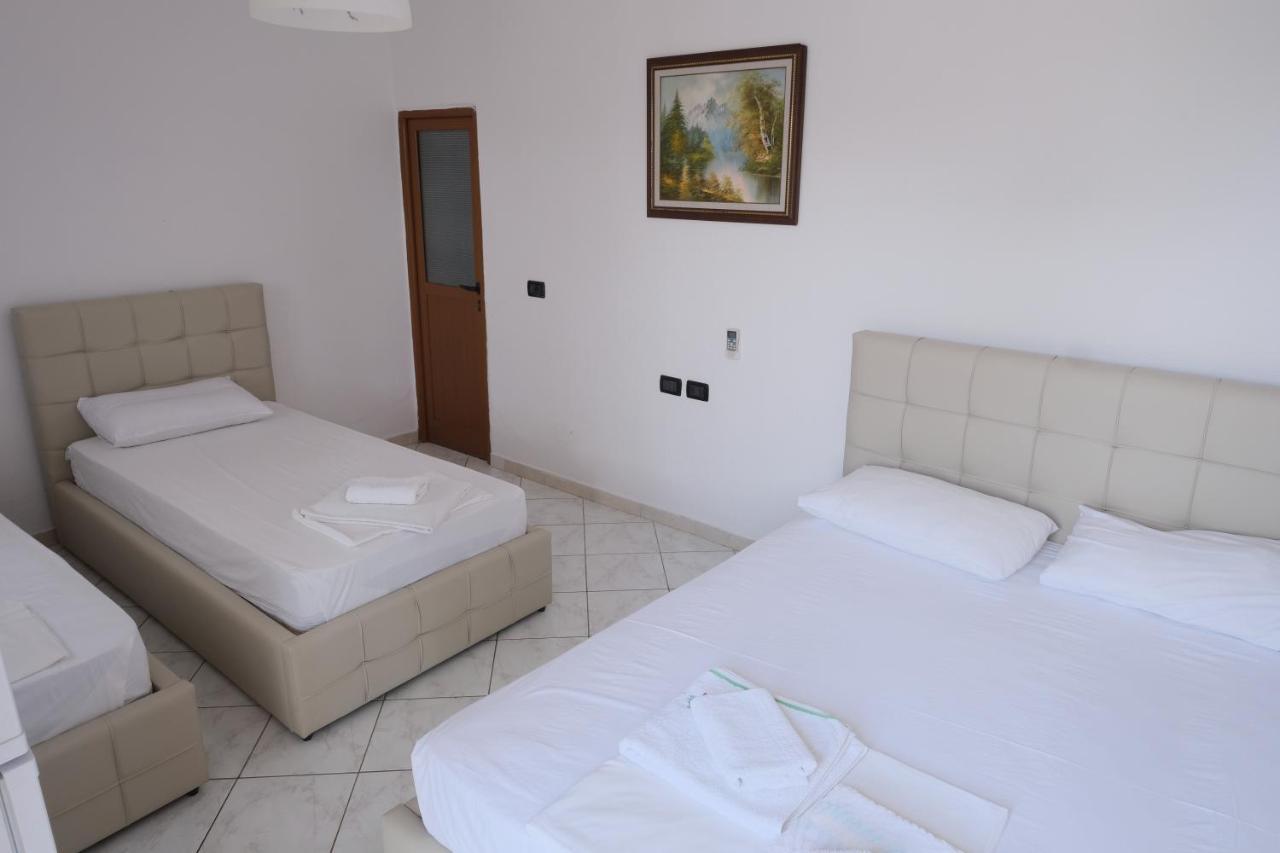 Mehilli Hotel Dhërmi Exteriör bild