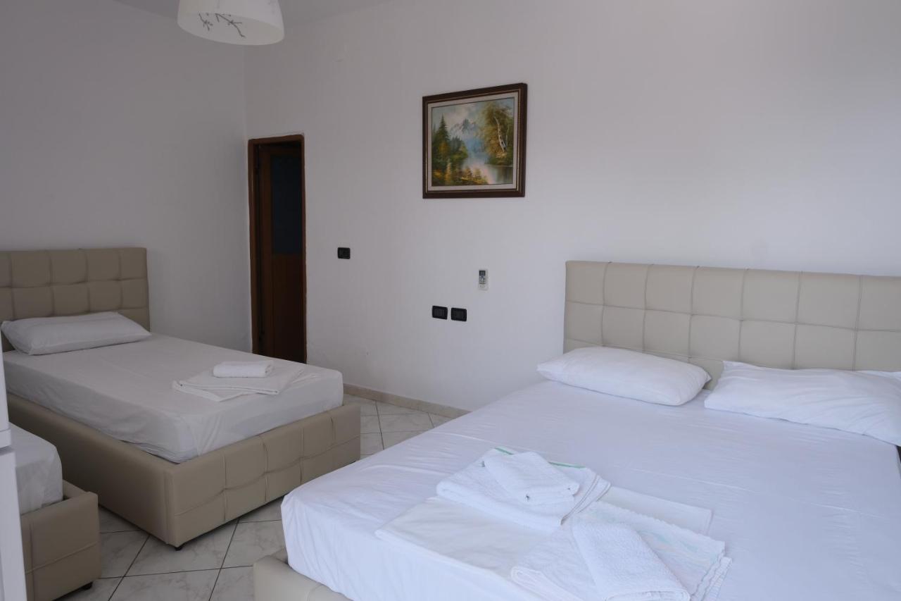 Mehilli Hotel Dhërmi Exteriör bild