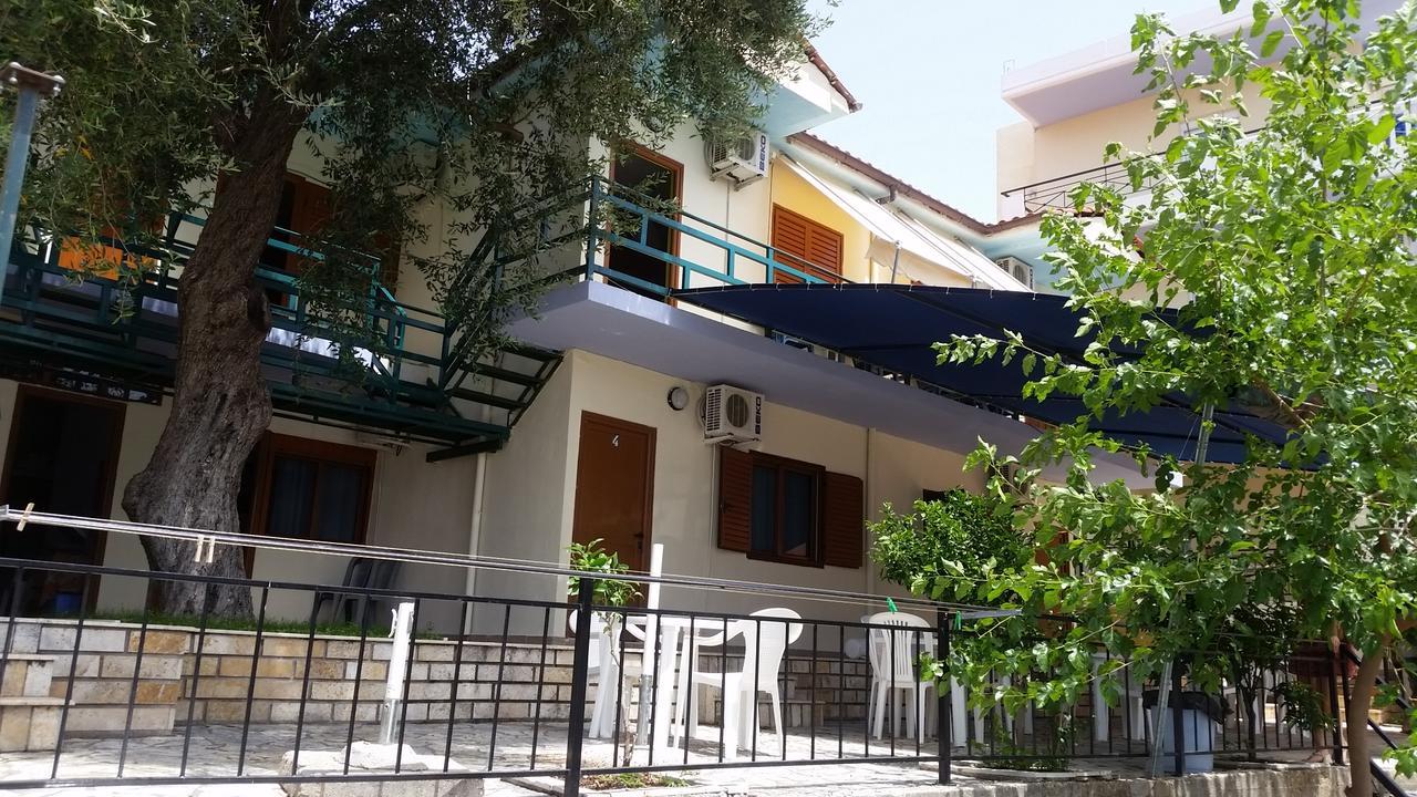 Mehilli Hotel Dhërmi Exteriör bild