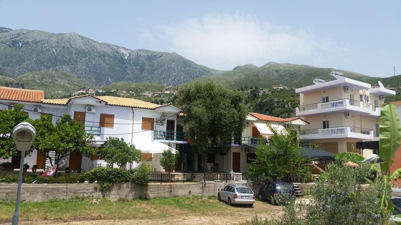 Mehilli Hotel Dhërmi Exteriör bild